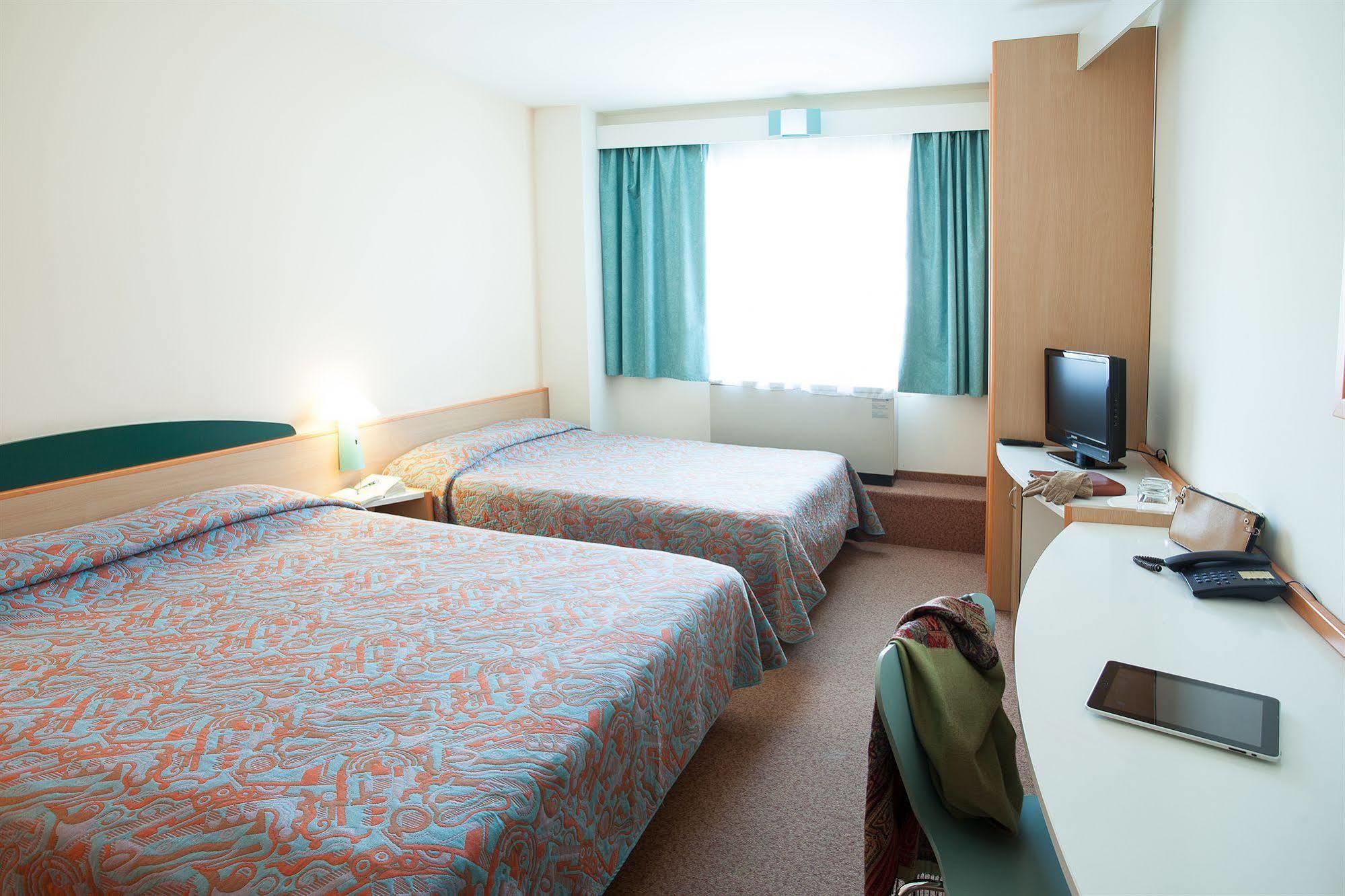 Mycontinental Gara De Nord 3*